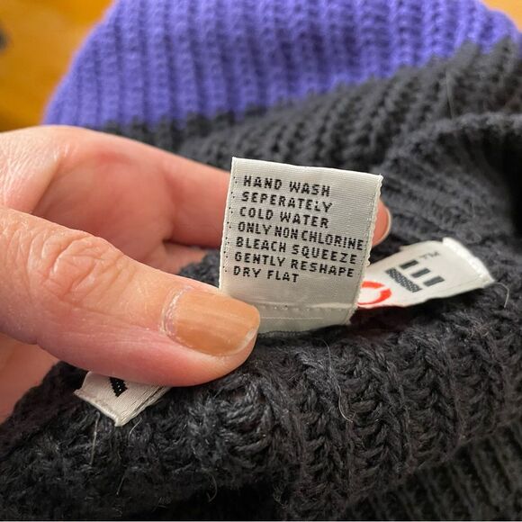 Vintage Averroe Sweater Stripe Knit Crewneck Pullover Purple Black Size Large - Picture 8 of 8